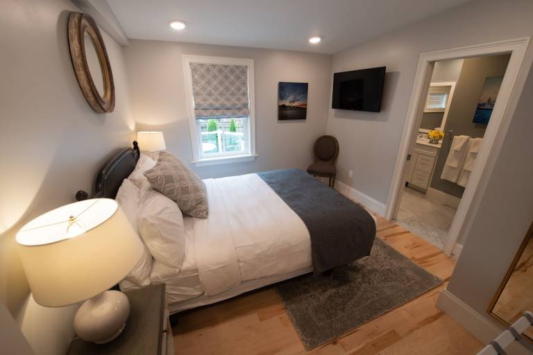 Bed and breakfast  Newport