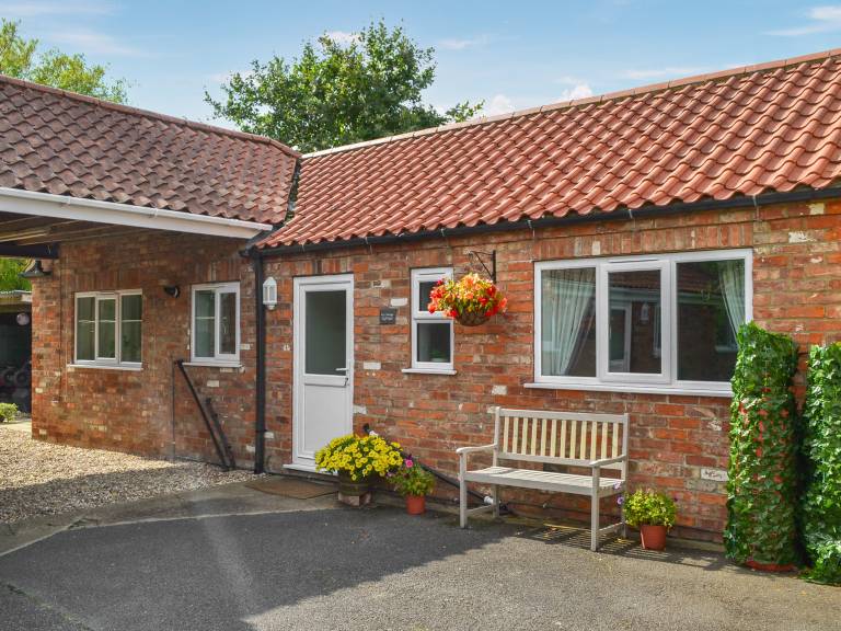 Cottage  Grimsby
