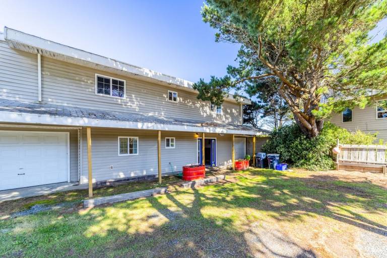 House  Gold Beach