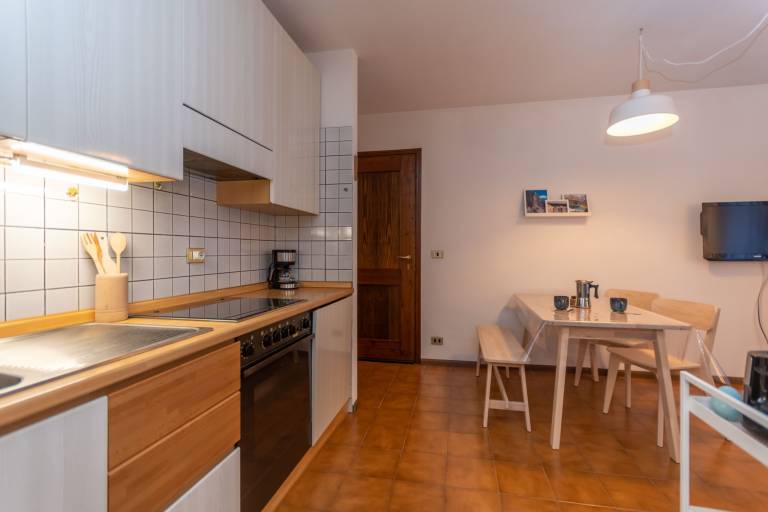 Apartment with 1 room for 4 persons — photo 4