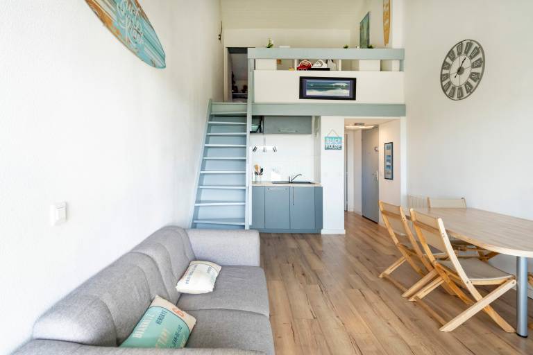 Fully equipped pleasant apartment with fast internet & patio | Sea view | Beach nearby | Pet-friendly in Soorts-Hossegor