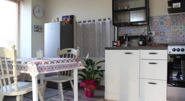 Rental apartment with garden — photo 3