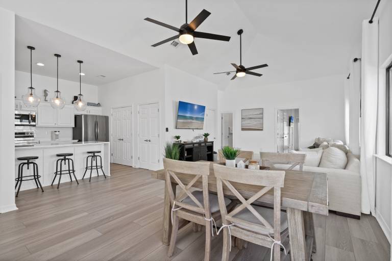 "Seas The Day" Navarre Beach House Beach Service My Beach Getaways — photo 3