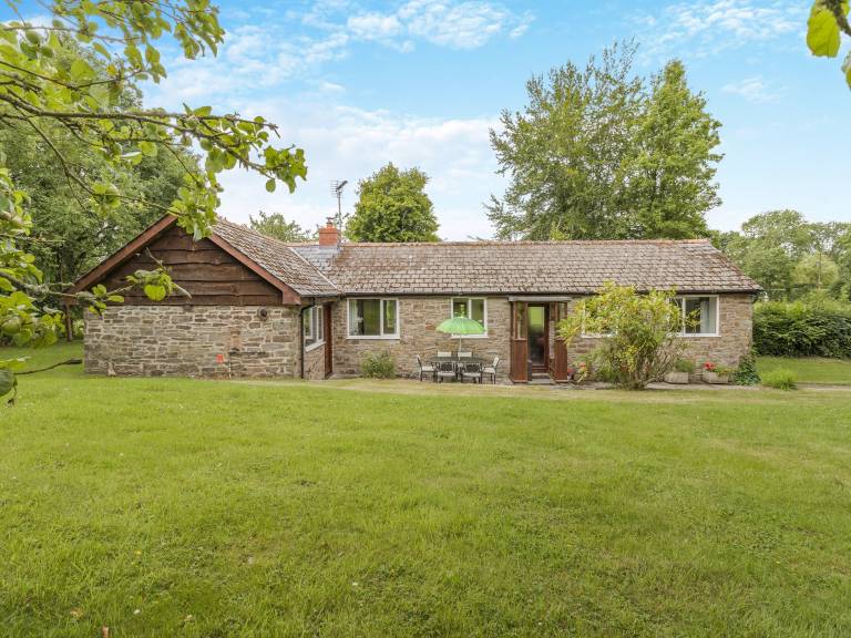 Cottage Kingswood