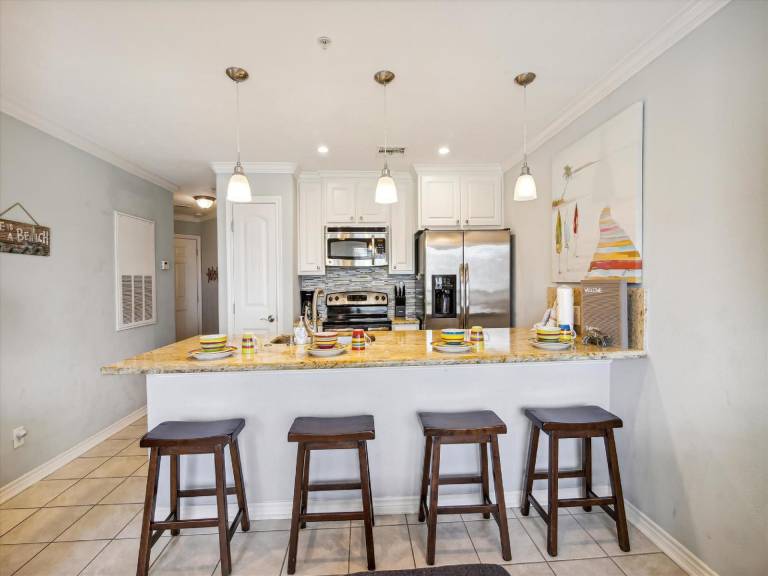 Rental apartment with BBQ & patio | Beach nearby | Suitable for remote work | Pets are welcome — photo 4