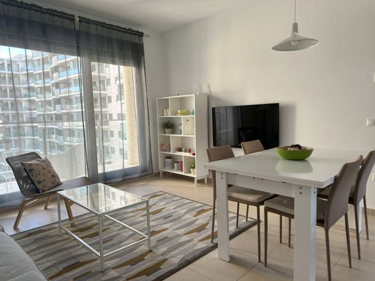 Children-friendly pleasant apartment with patio, pool & yard | Close to the beach | Dogs allowed — photo 2