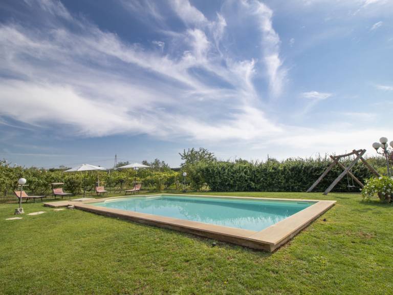 House with terrace, garden & BBQ | Nature view — photo 3