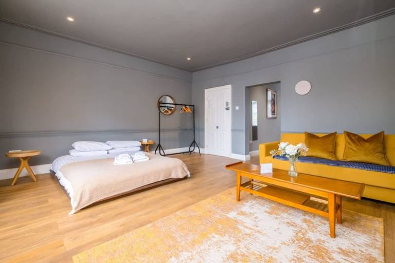 Apartment Brighton Marina