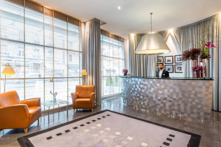 Auteuil Manotel Hotel — photo 2