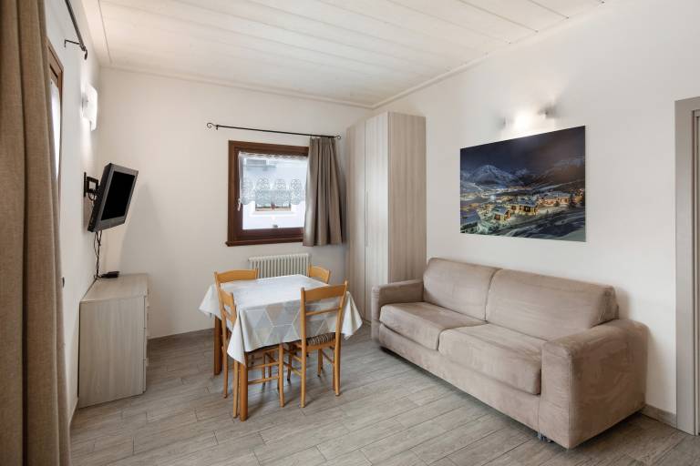 Fully equipped lovely apartment with fast internet, BBQ & yard | Garden view | Close to the ski | Pets allowed — photo 3