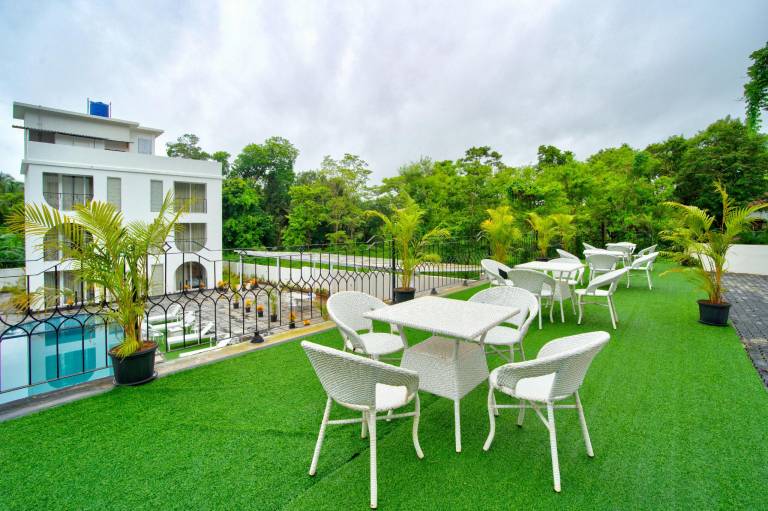 THE GOA COURTYARD — photo 4