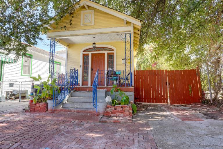 2 Mi to French Quarter Pet Friendly NOLA Home