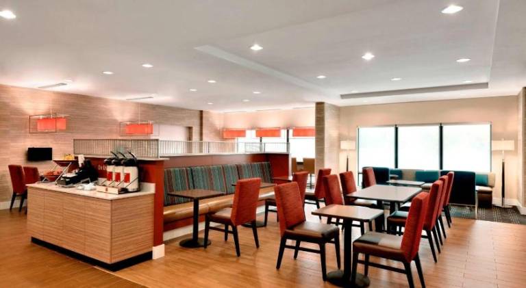 TownePlace Suites by Marriott Pittsburgh Airport/Robinson Township in Pittsburg, PA
