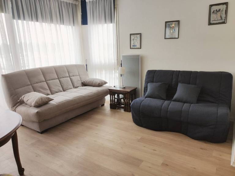 Studio with 1 room for 3 persons — photo 4