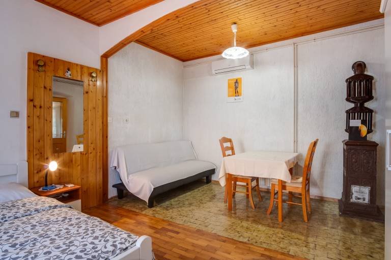 Studio flat with terrace Mali Lošinj, Lošinj (AS-15050-a) — photo 2