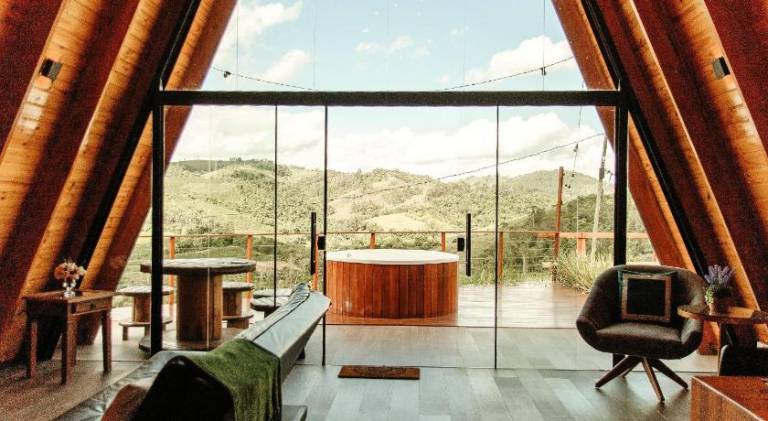 Chalet with garden — photo 2