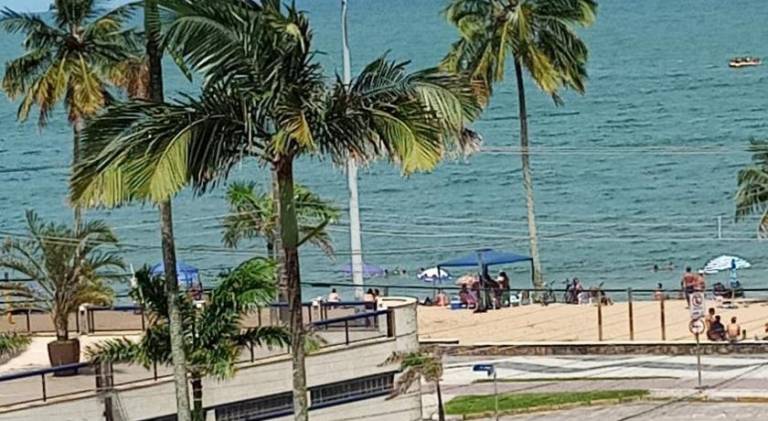 Apartment with 2 rooms for 6 persons in Caraguatatuba