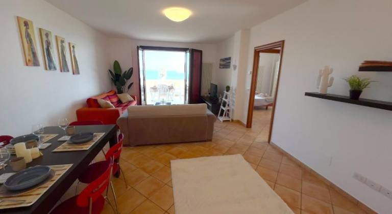 Apartment with 2 rooms for 6 persons — photo 2