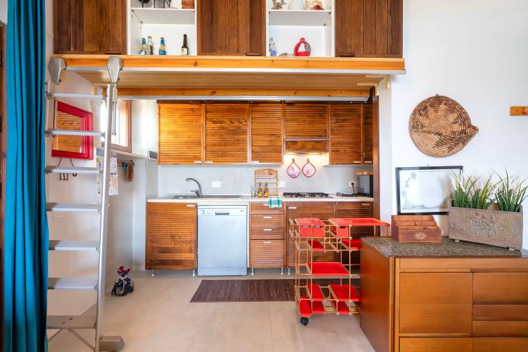 Fully equipped charming vacation home with patio & fast internet | Sea view | Close to the beach | Dogs allowed — photo 5