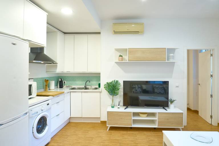 Apartment with fast internet | Close to Mosque–Cathedral of Córdoba | Good for workation — photo 4