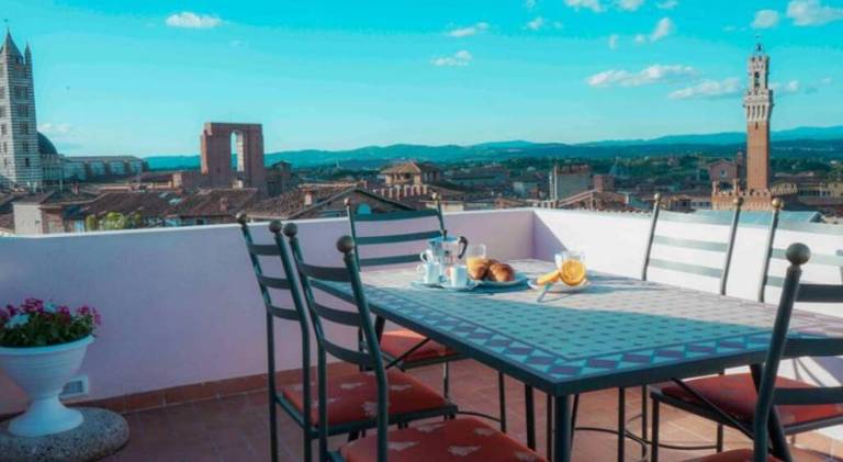 Pleasant apartment | Next to Piazza del Campo | Pets allowed in Siena