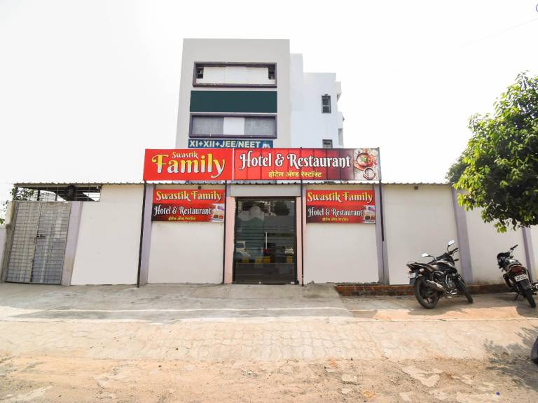 Hotel O Swastik