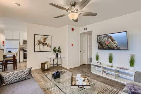 House | Perfect for remote work in Oceanside, CA