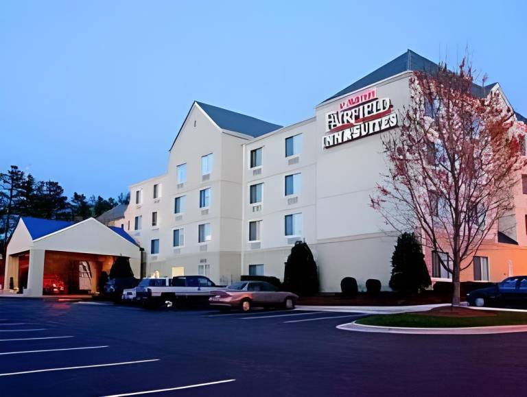 Fairfield by Marriott Inn & Suites Raleigh Crabtree Valley
