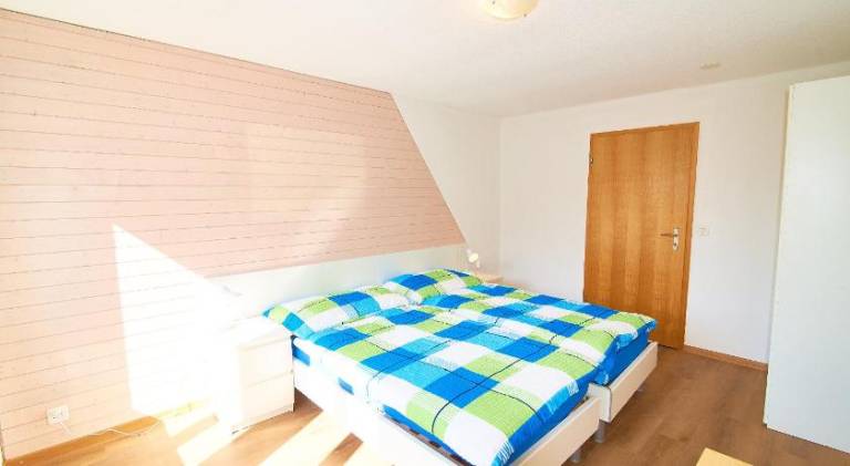 Holiday apartment with 3 rooms for 6 persons — photo 2