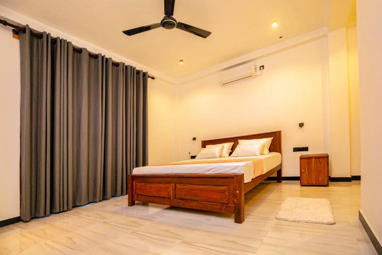 Beautiful villa with terrace & yard | Perfect for remote work | Dogs allowed — photo 2