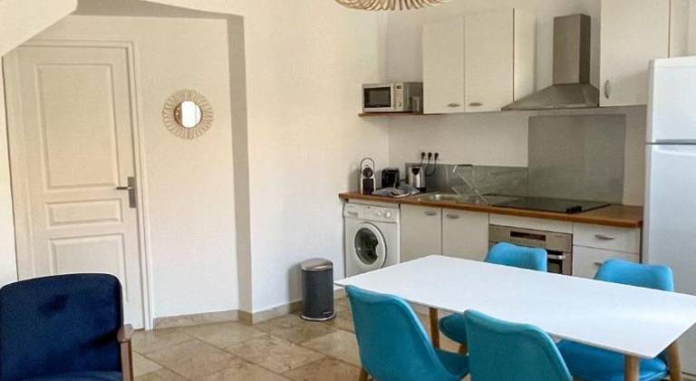 Rental apartment with 2 rooms for 4 persons — photo 4