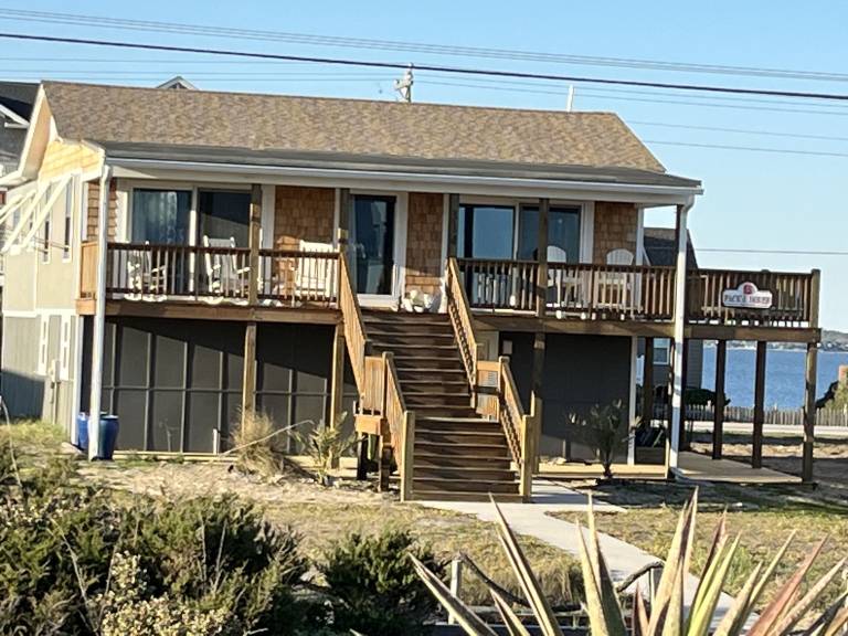 Cabin Emerald Isle