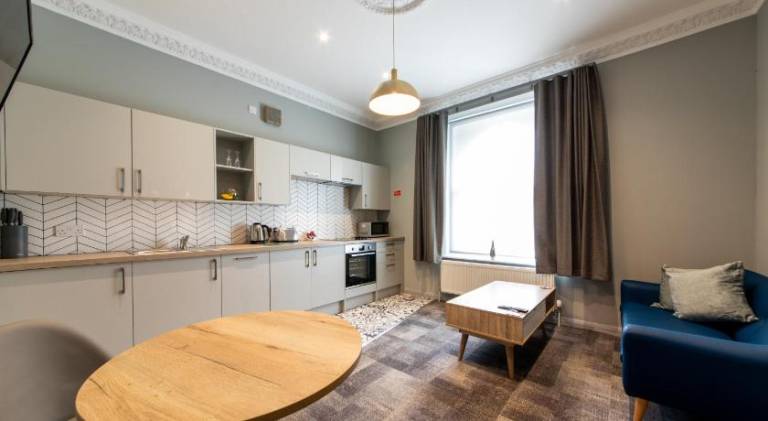 Holiday apartment | Next to Cardiff Castle — photo 3