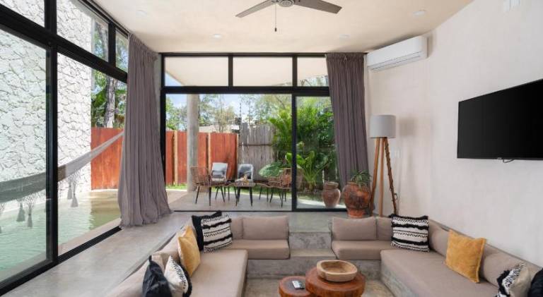 Villa with pool — photo 2