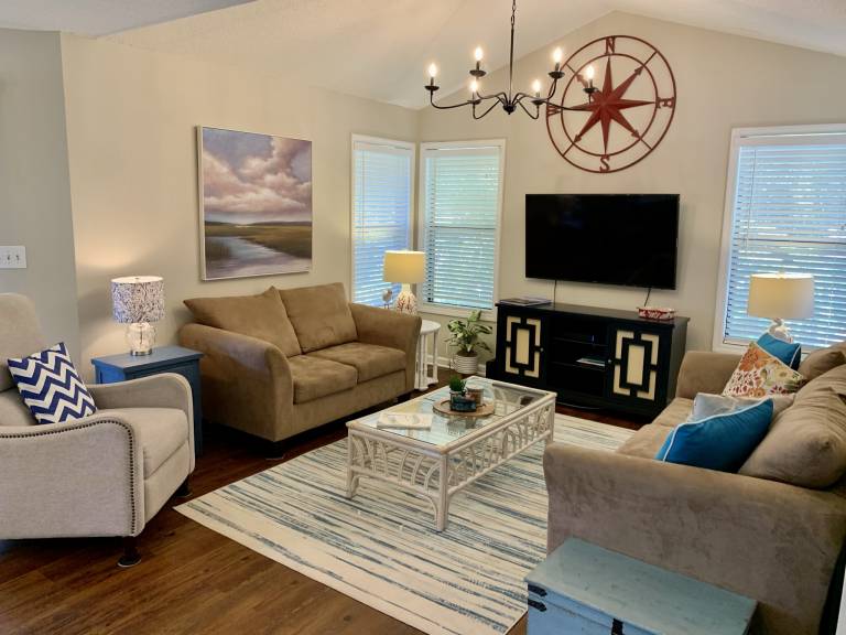 Harbour Oaks, Unit 420 in St. Simons Island, GA