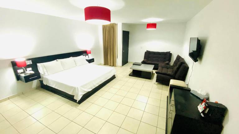 HOTEL SUITES DEL REAL in Zapopan