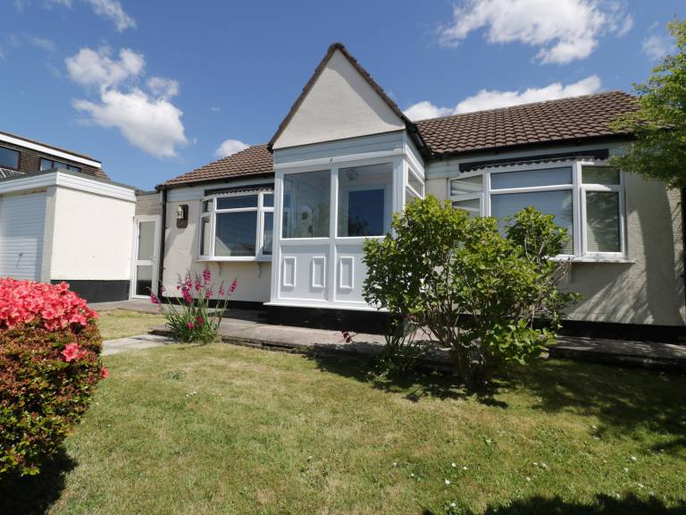 Family-friendly pleasant cottage with garden | Pet-friendly — photo 3