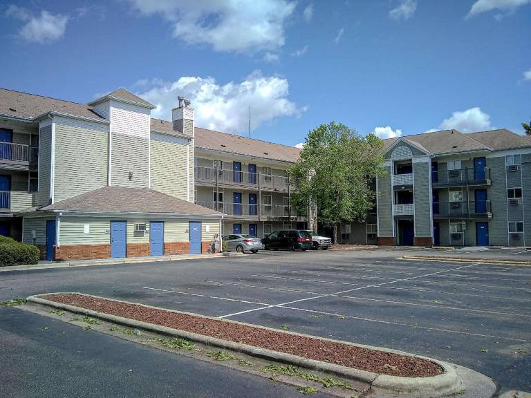 Studio 6 Extended Stay - Fayetteville, NC - Fort Liberty Area in Sanford, NC