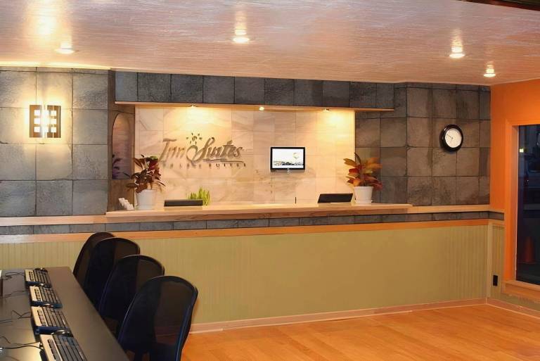Hotel Aspen Flagstaff/ Grand Canyon InnSuites — photo 2