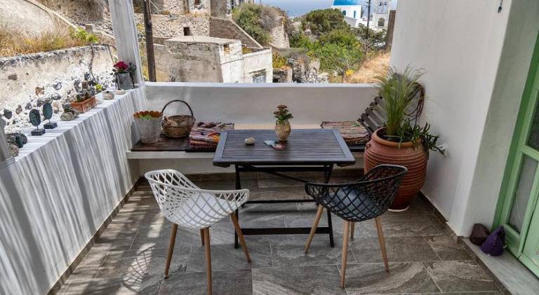 Holiday apartment with garden & patio — photo 2