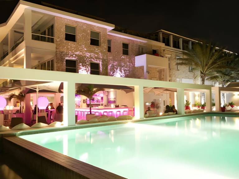 Saint Tropez Boutique Hotel — photo 2