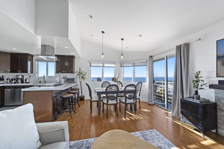 Condo Manhattan Beach