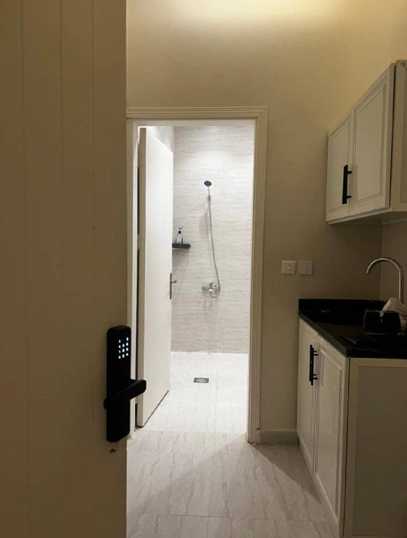 Holiday apartment with yard — photo 4