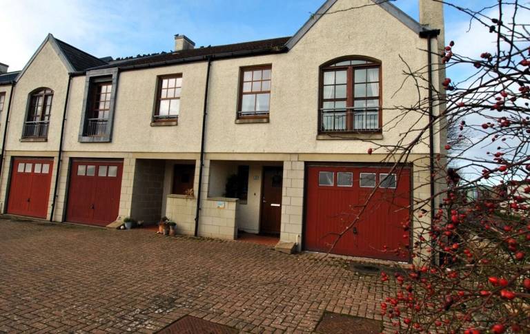House  Crail