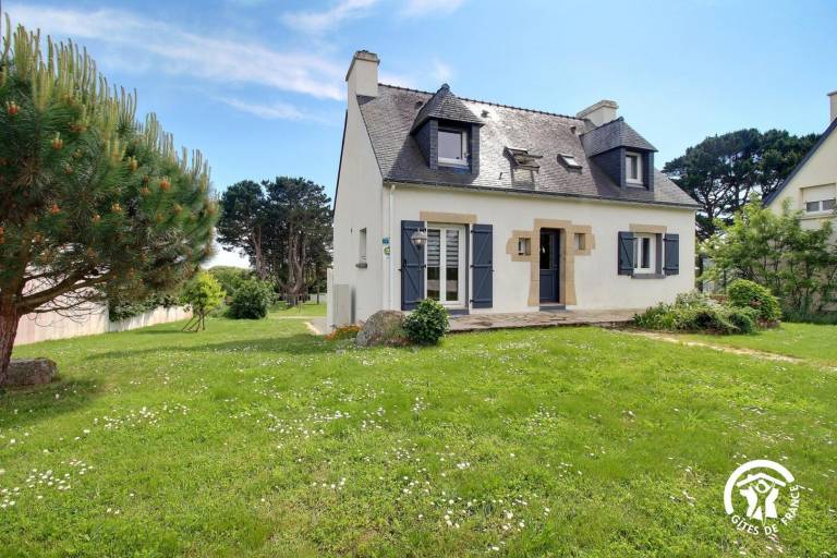 Gite with terrace & yard | Pets allowed — photo 2