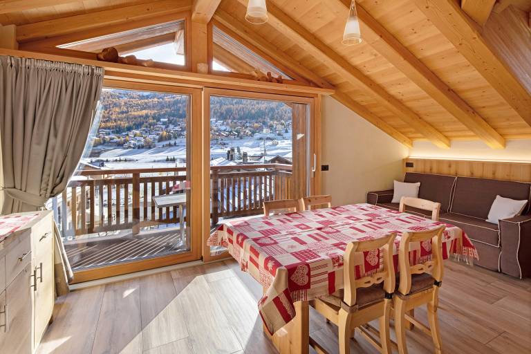Rental apartment with grill, yard & fast internet | Mountain view | Suitable for remote work in Livigno