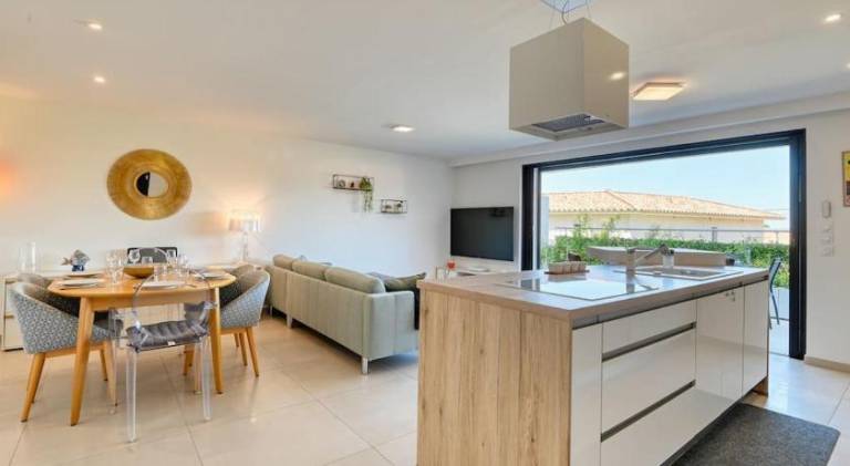 New Coup de cœur Duplex standing vue mer jacuzzi — photo 2