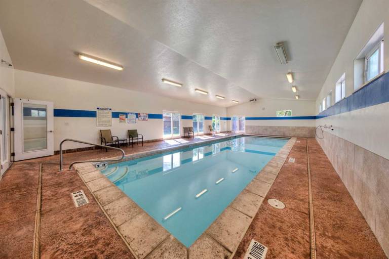 New Listing Private Spa, Pet-Friendly, Pool, Close to Parks, Garage C419 — photo 3