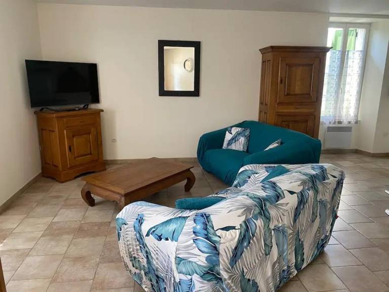 Fully equipped wonderful gite with barbeque, terrace & yard | Dogs allowed — photo 2