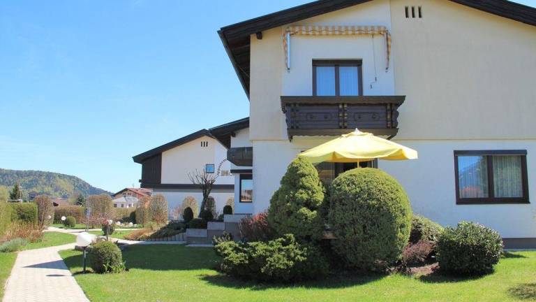 Apartma Dovje
